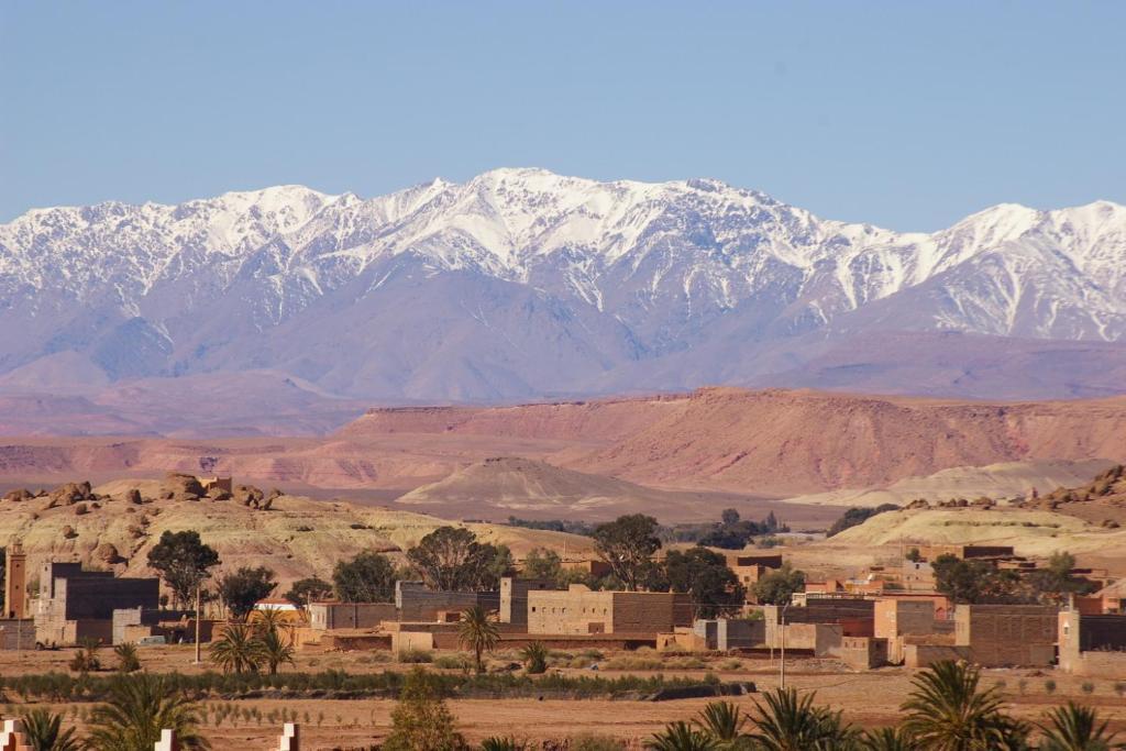 Riad Pegase Tazentout Azougar Bagian luar foto